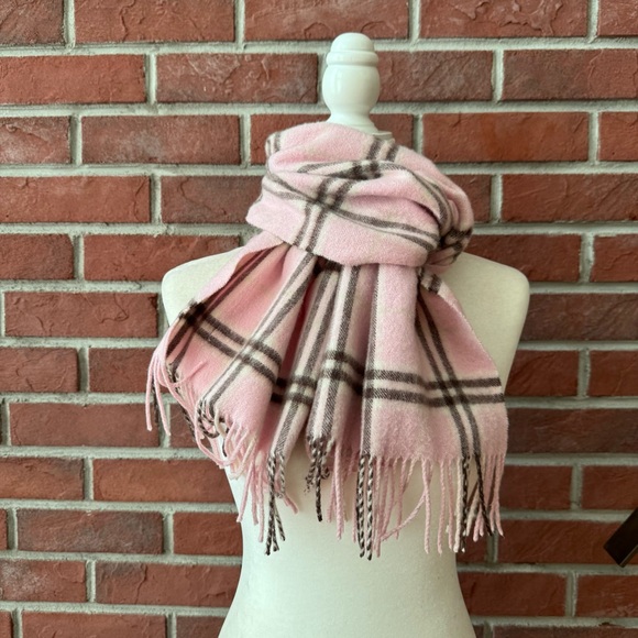 •Burberry Light Pink Plaid Cashmere Scarf Shawl 12”x70”Made In England - Picture 2 of 8